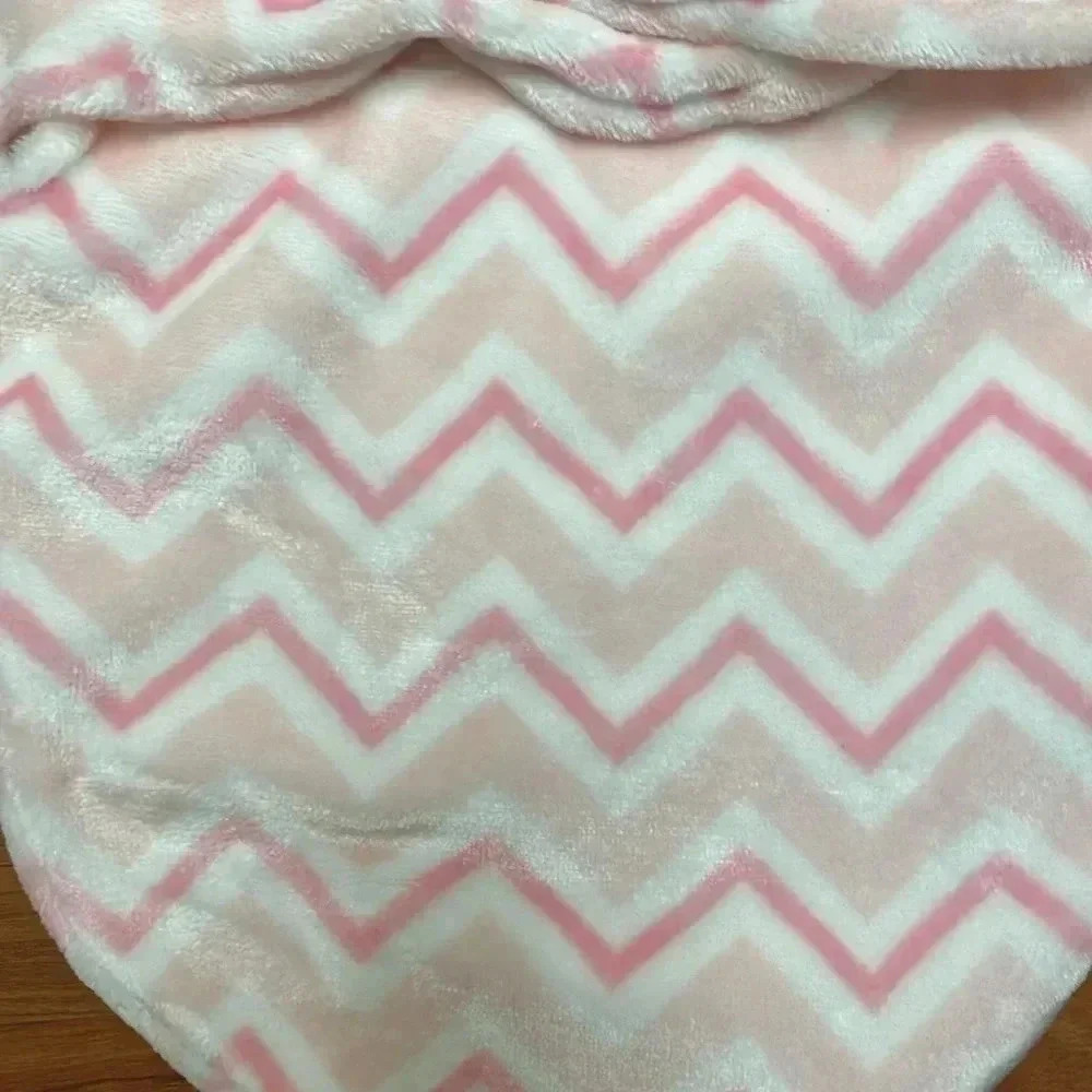 Little Beginnings Flannel Fleece Swaddle Sack, Floral Pink Chevron print - Picture 4 of 7